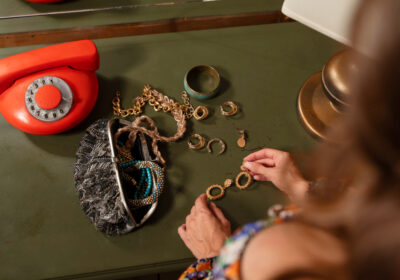 Cum recunoști un fals bine făcut în lumea bijuteriilor din aur?